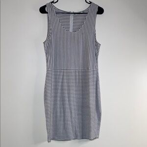 Charlotte Russe Black and White Scoop Neck Sheath Dress